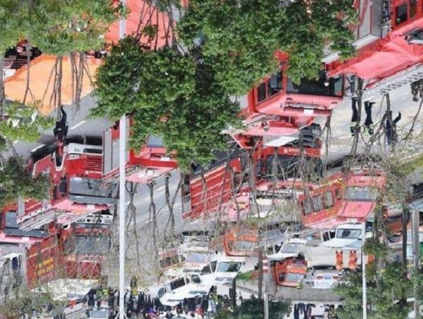How to deploy emergency communications for large emergencies?