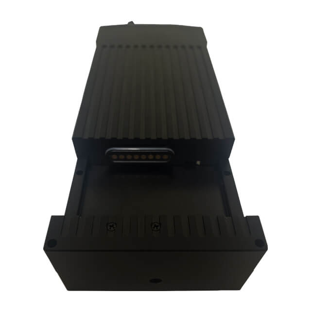 Hand-held HDMI MIMO MESH Radios