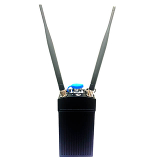 Hand-held HDMI MIMO MESH Radios